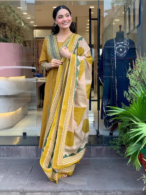 MUSTARD YELLOW HANDBLOCK PRINTED